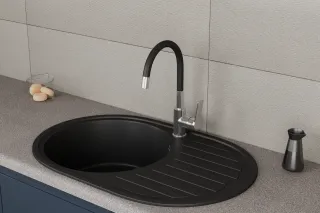 Смеситель для кухонной мойки с гибким изливом RUSH Siple (SI7335-60Black)